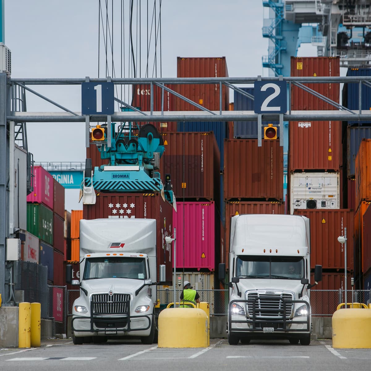 Diesel Price Nears Record High, Helping Oil Companies and Hurting Consumers